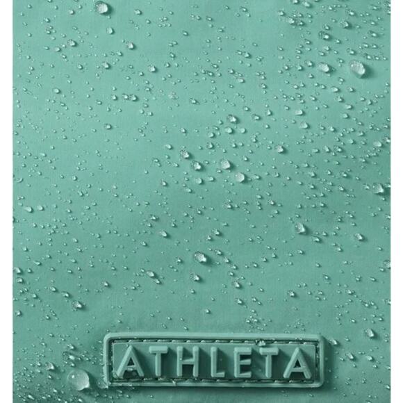 NWT Athleta All About LARGE BELT BAG Chest Crossbody Bag Fanny Pack MINT GREEN - Picture 3 of 5